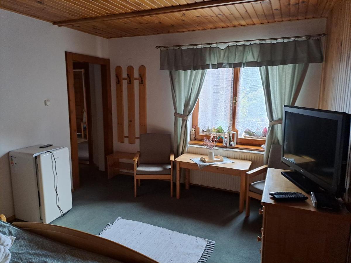 Privat Majo Hotel Liptovský Mikuláš Eksteriør billede